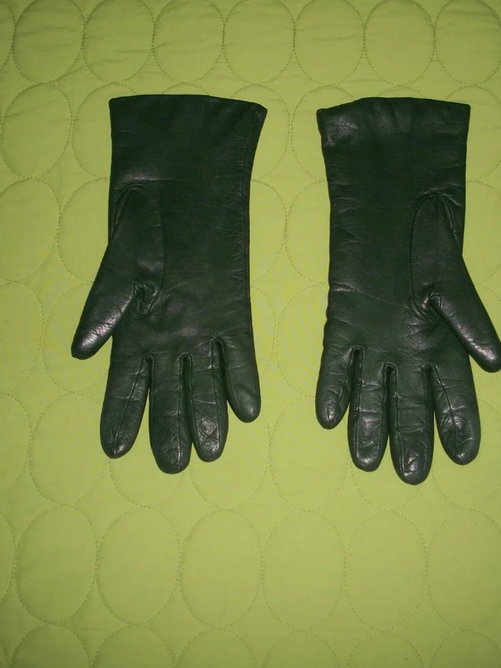 Women's Grandoe Green Leather Gloves Cashmere Lined Size 7